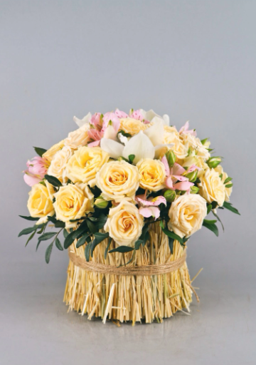 Flower arrangement - Image 4